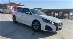 نيسان ألتيما